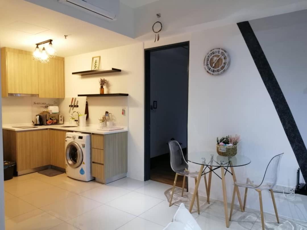 218 Tropicana Georgetown Penang #B30 2Br For 4-7Pax温馨窝舒适两房 Exterior photo